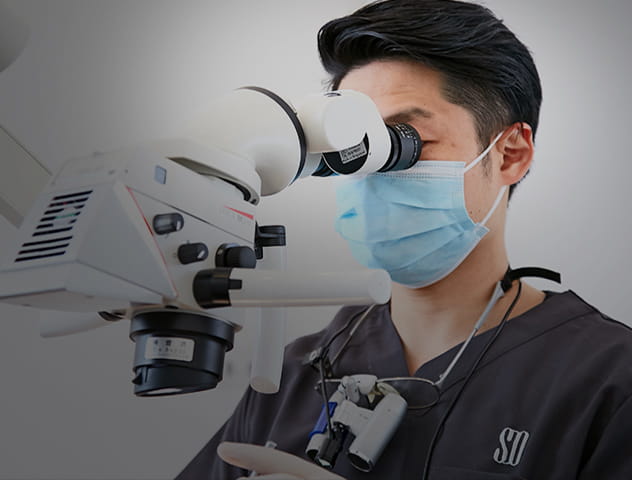 歯科医師治療風景